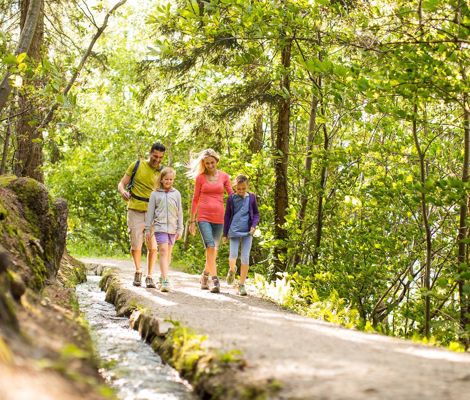 familie-wandern-by-florian-andergassen-2